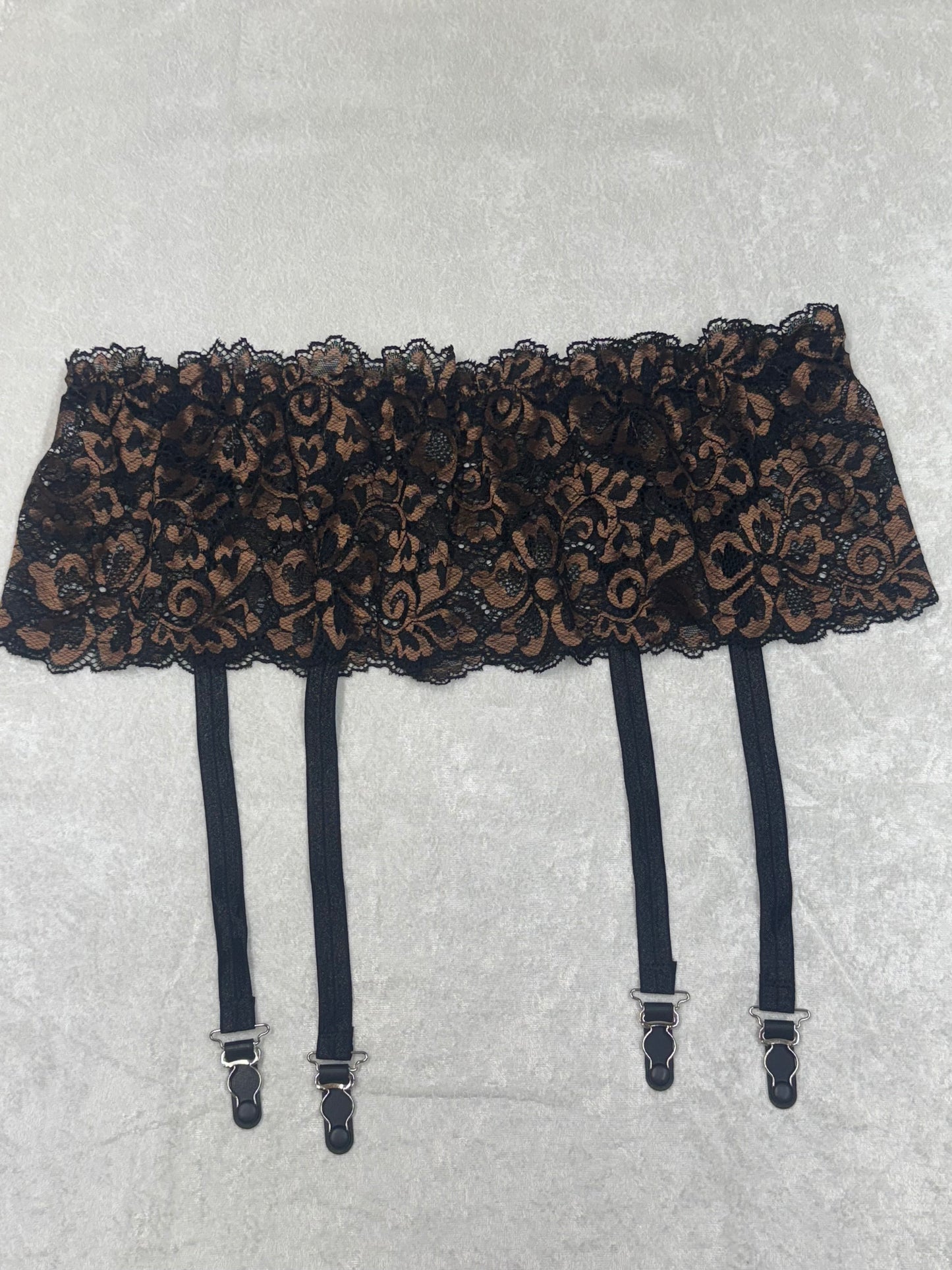 Lace garter belt